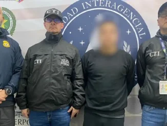 Hombre arrestado por maltrato bebé