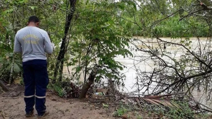 Hallan el cuerpo de niña que fue arrastrada por quebrada en Turbo